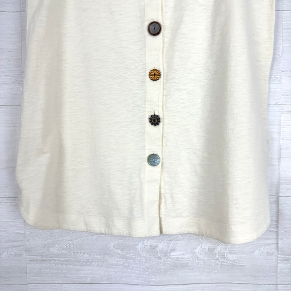 Soft Surroundings Sleeveless V-neck Vest Tank Top Medium Cream Artsy Buttons - Picture 5 of 14